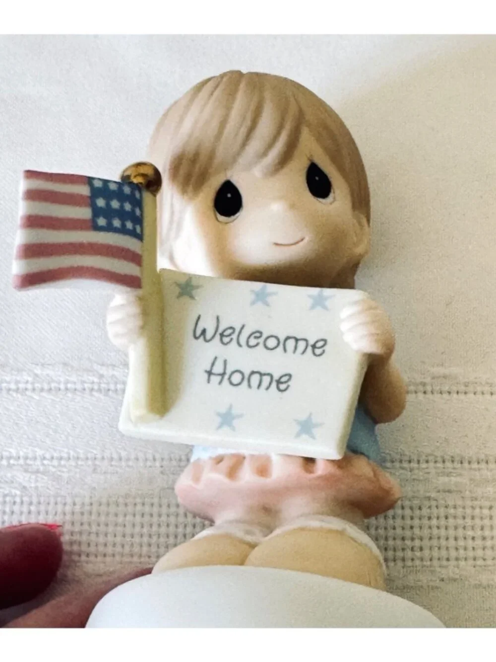 Precious Moments Welcome Home My Hero Figurine Girl Holding USA Flag 740020 2007